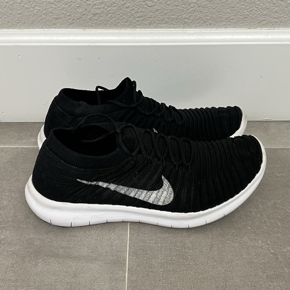 Nike Free RN Motion Women’s Size 8 Black Flyknit Running Shoes 834585-001